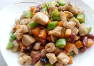 正宗的宫保鸡丁都有什么配料,揭秘经典川菜的灵魂配料与烹饪技巧